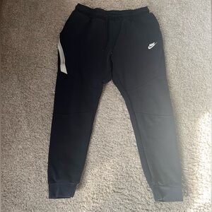 Nike Tech Joggers Sweatpants - Navy / White